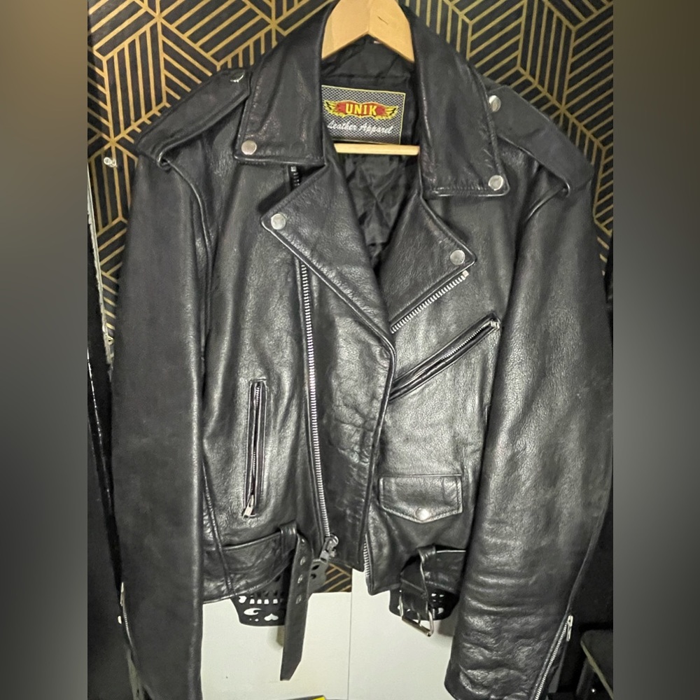 Men’s Leather Jacket